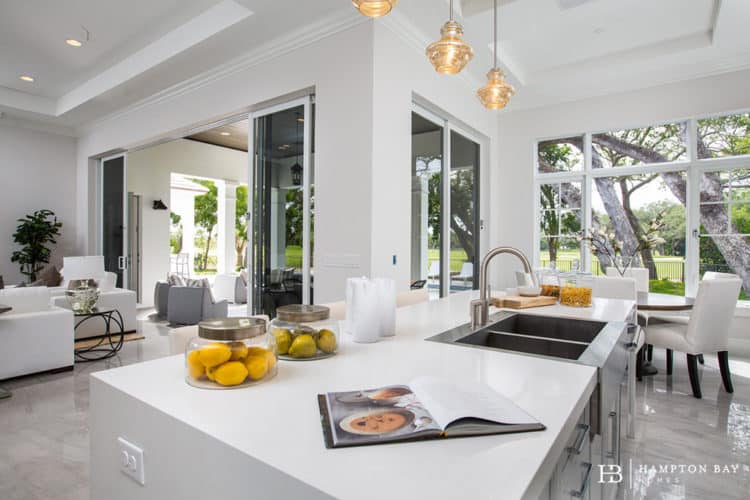 Casa Sull Albero Kitchen | Hampton Bay Homes