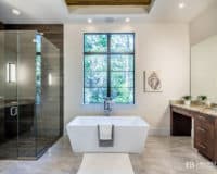 Custom Home Builders In Florida | Villa Callabria Master Bathroom | Hampton Bay Homes