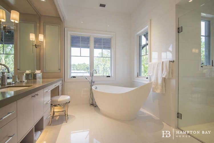 Casa Fina Bathroom | Hampton Bay Homes